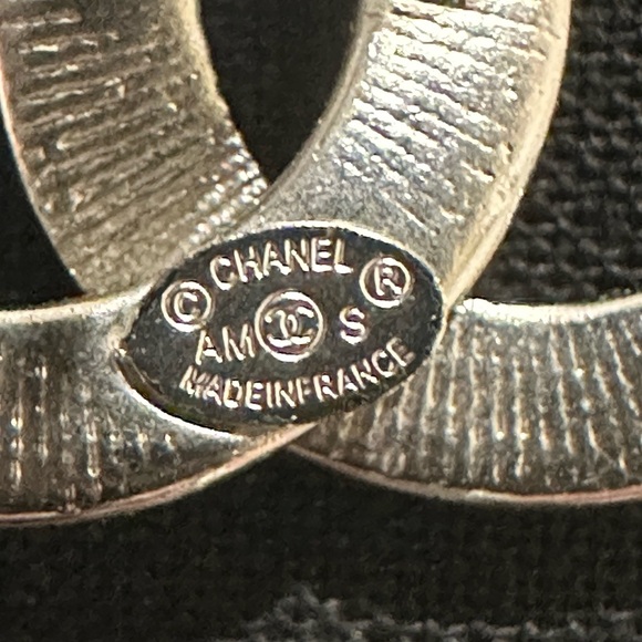 SALE💥Chanel Authentic Large Black, Silver, Rhinestone earrings. - Picture 7 of 8